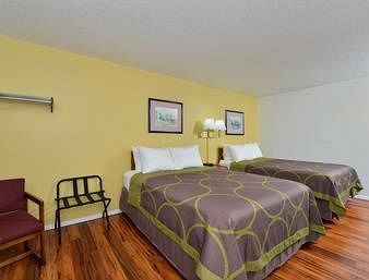 Hotel Super 8 Marshall Mn