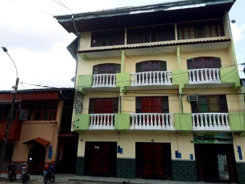 Hospedaje La Rivera Aparta Hotel