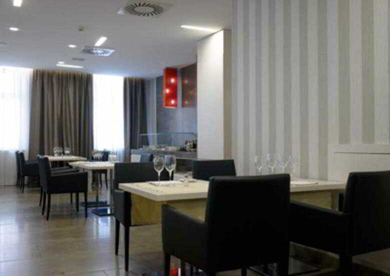 Hotel NH Genova Centro