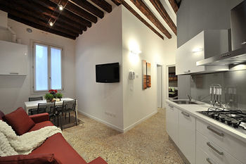 Hotel Rialto Project Apartments