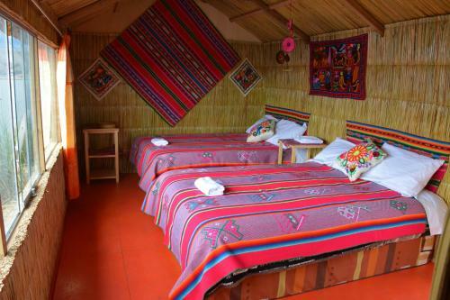 Uros Aruntawi Lodge