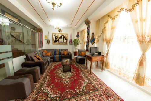 Hotel E' Peru
