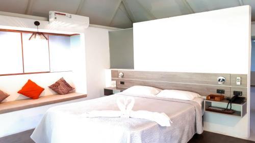 Hotel Coconut Tarapoto - Eco Bungalows & Lagoon Pool