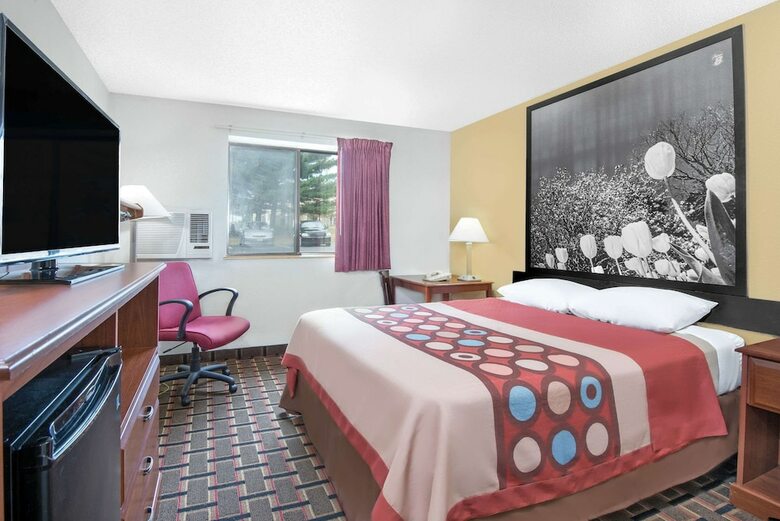 Hotel Super 8 Kent/akron Area