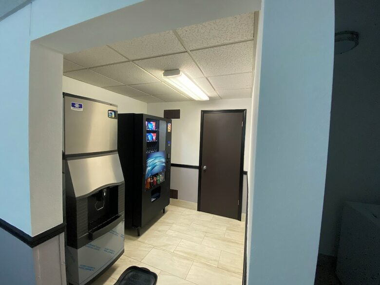 Hotel Super 8 Oshkosh Airport