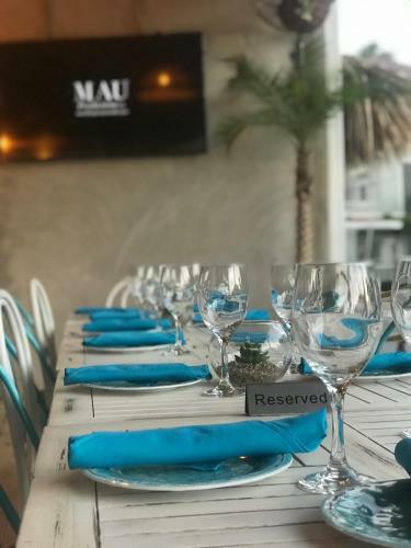 Aparthotel Caribbean Suites Deluxe Beach Club & Pool
