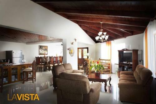 La Vista Villa