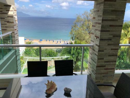 Apartamento Hill Top Condos 5c