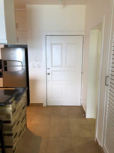 Apartamento Hill Top Condos 5c