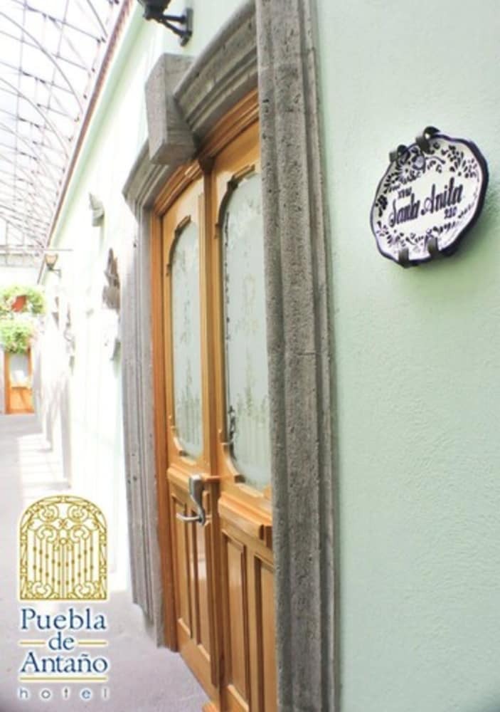 Hotel Puebla De Anta�o