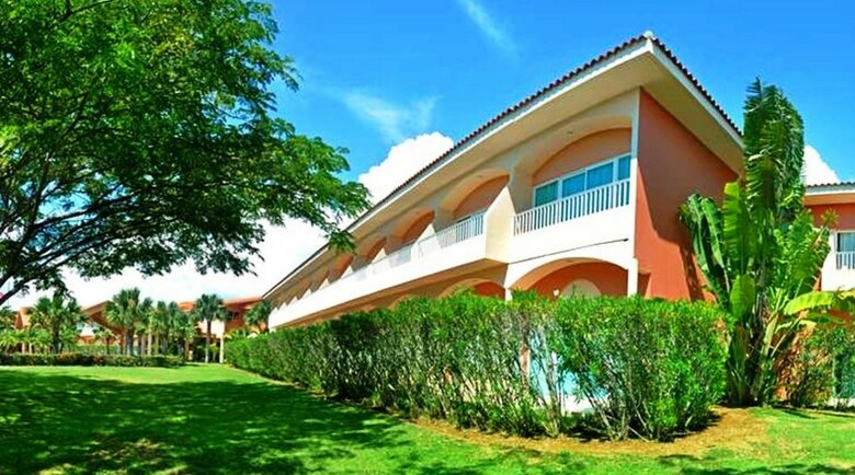 Embassy Suites By Hilton Los Marlins Hotel & Golf Resort