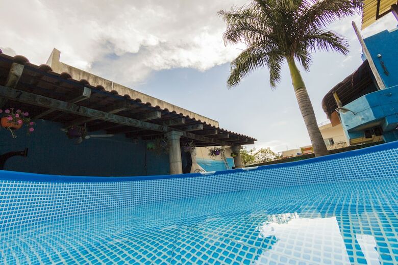 Hostel Playa By The Spot