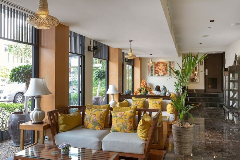 Hotel Sawaddi Patong Resort (deluxe)