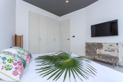 Tulum Apartment With Private Rooftop & Pool