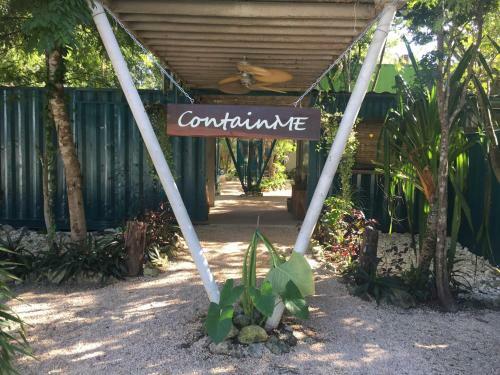 Containme Eco Chic Hotel
