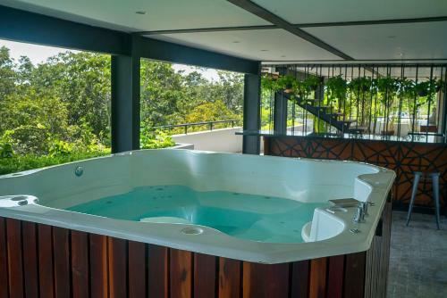 Apartamento Jungle View Luxury Condo