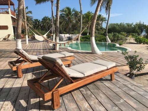Playaakun Eco-lux Villa