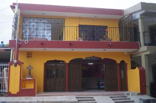 Albergue Hostal Las Cruces
