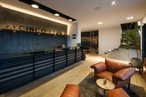 Hotel Cinco Rodavento