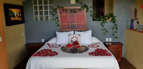 Casa Arcoiris Zihuatanejo B&B