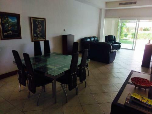 Grand Residencial Ixtapa Apartment