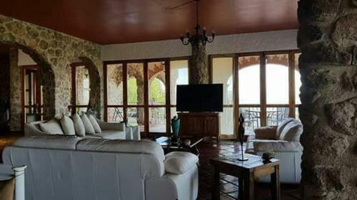 B&B Balcones