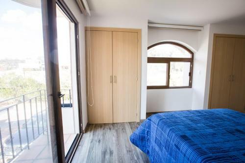 Apartamento Departamento 2 Br Cerca De La Aurora