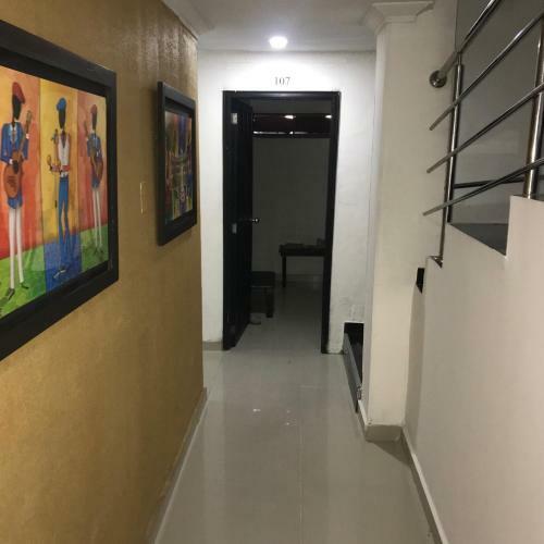 Hotel Imperio Inn 74