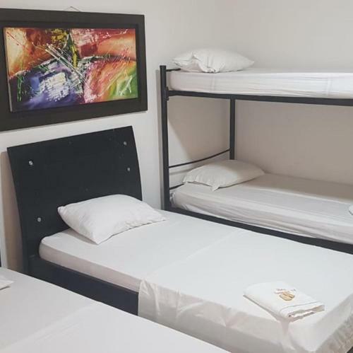 Hotel Imperio Inn 74