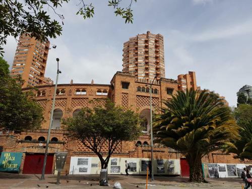 Aparta-estudio Tipo Loft Centro Ineternacional Bogota-colombia