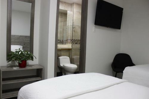 Ari Hotel