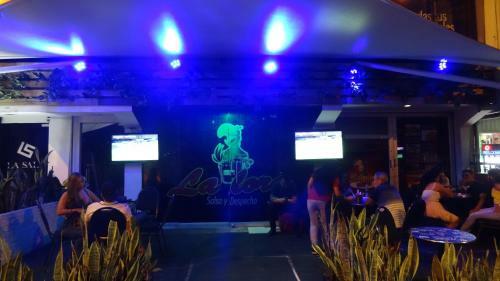 Ari Hotel