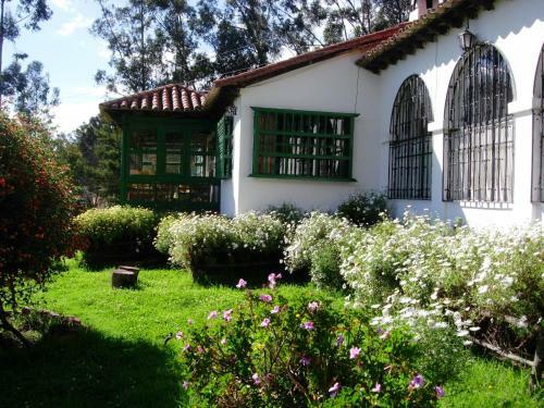 Hotel Campestre Hacienda Santa Rosalia