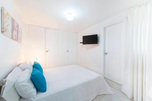 Apartamento Apt 302 A 15min Poblado Y Parque Lleras 3 Hab 2wc!