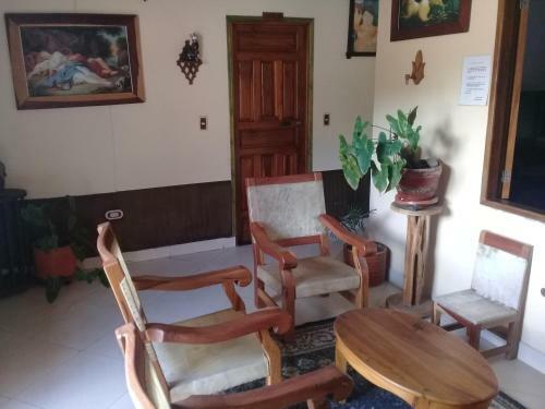 Hotel Atenas Jeric�