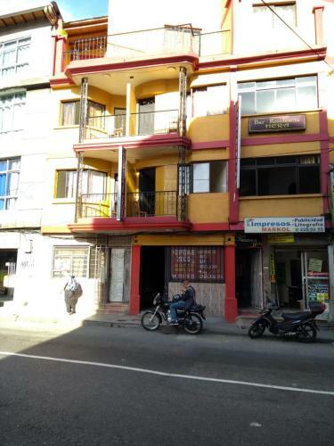 Hotel Hospedaje Zeus
