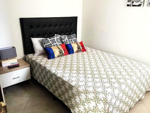 Comfortable Apartment With Private Parking, Pool, Good Ubication..