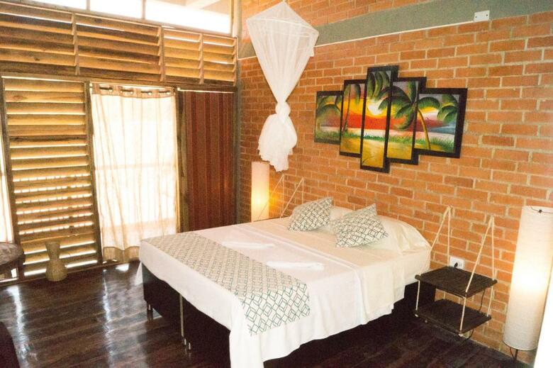 Hotel I Wanna Palomino