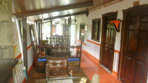 Hostal Artvelez Hostel