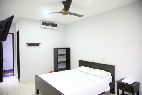 Hostal Hospedaje Aquel Almendro