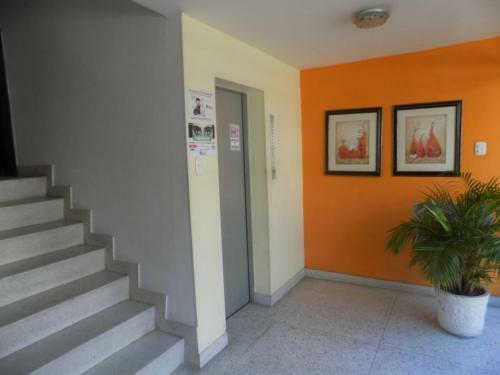 Apartaestudio Amoblado Rodadero Con Excelente Ubicaci�n