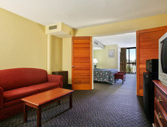 Hotel Days Inn And Suites Se Columbi