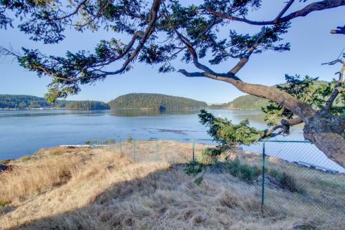 Yokeko Point At Deception Pass