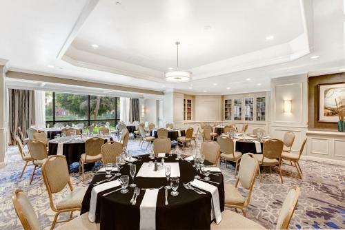 Hotel Embassy Suites By Hilton Anaheim-orange