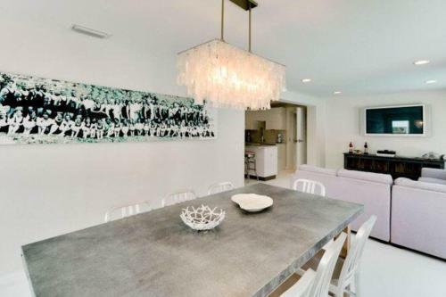 Sugar Plum Hideaway