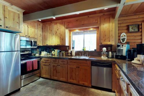 Almh�tte Cabin