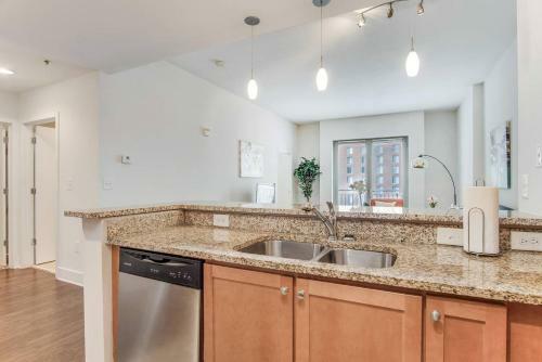Apartamento Two-bedroom On Auburn