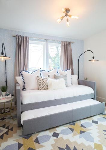 Chic 3br Austin Home By Domio