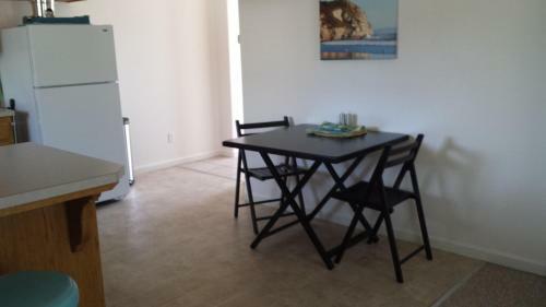 90 San Luis Street Unit D One-bedroom Apartment