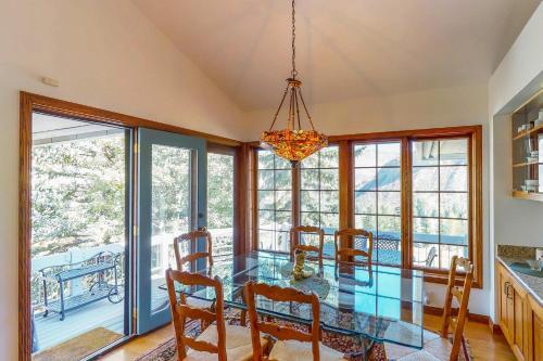 Wayne Creek Residence